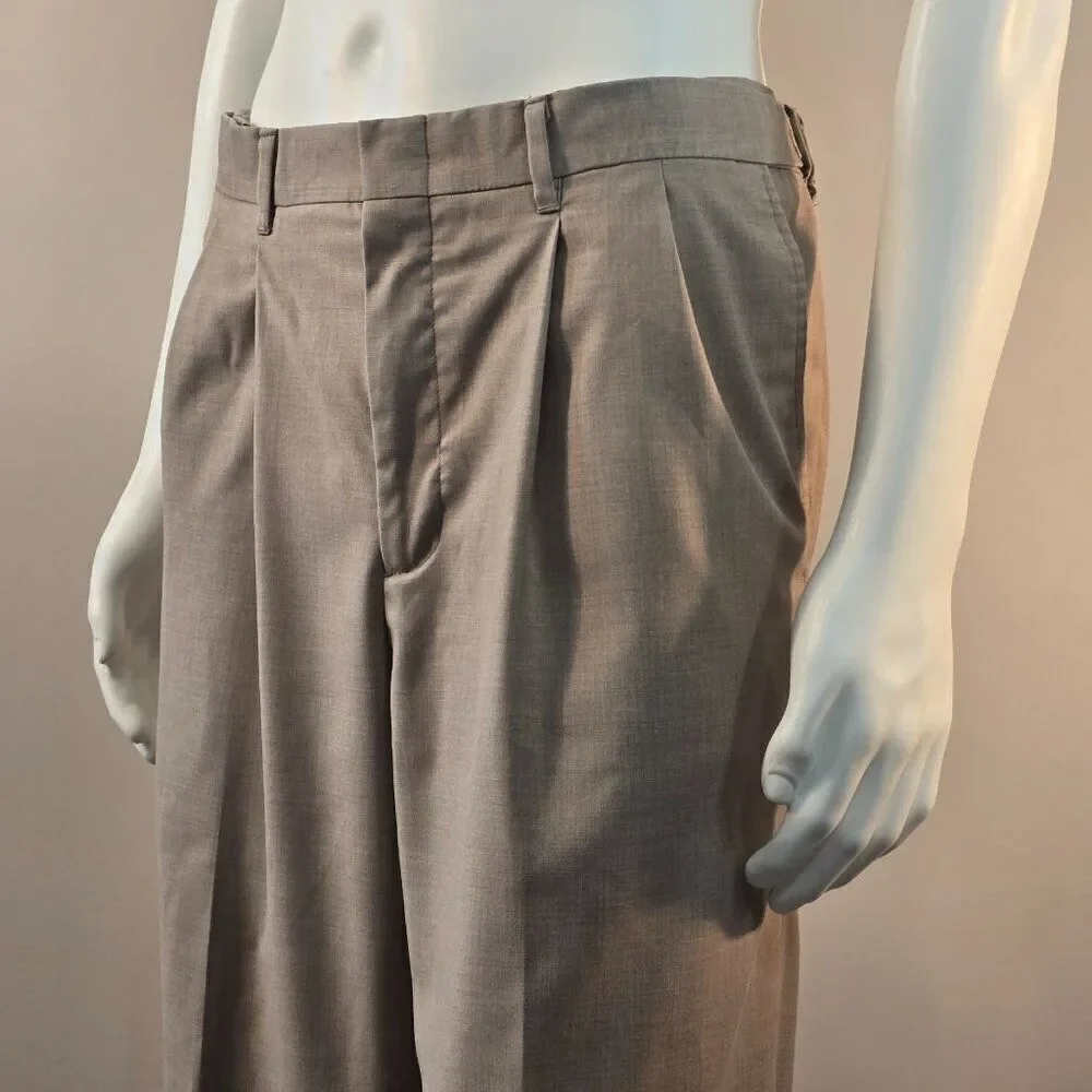 Haggar Dress Pants Mens 38 x 27 Beige Classic Fit Pleated Front Cuffed Adj Waist